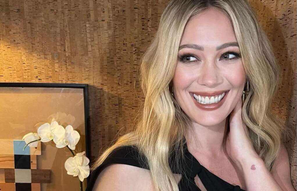 Hilary Duff chirurgie dentaire : toute la vérité sur son sublime sourire
